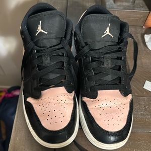 Air Jordan 1 Retro Low OG 'Black Coral'